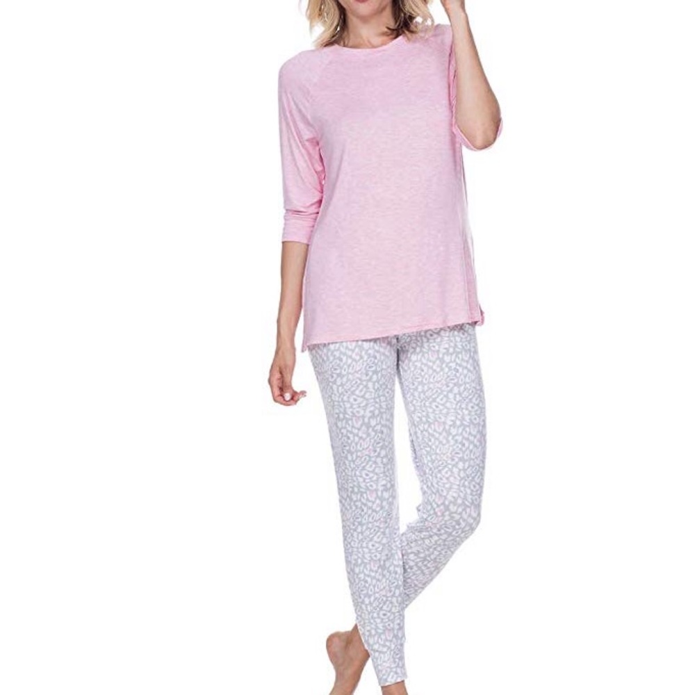 3 for $30💙Set of 2 Pajama Tops Size Small Comfy